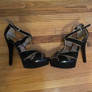 Michael Kors Black/Gold Strapped Heels